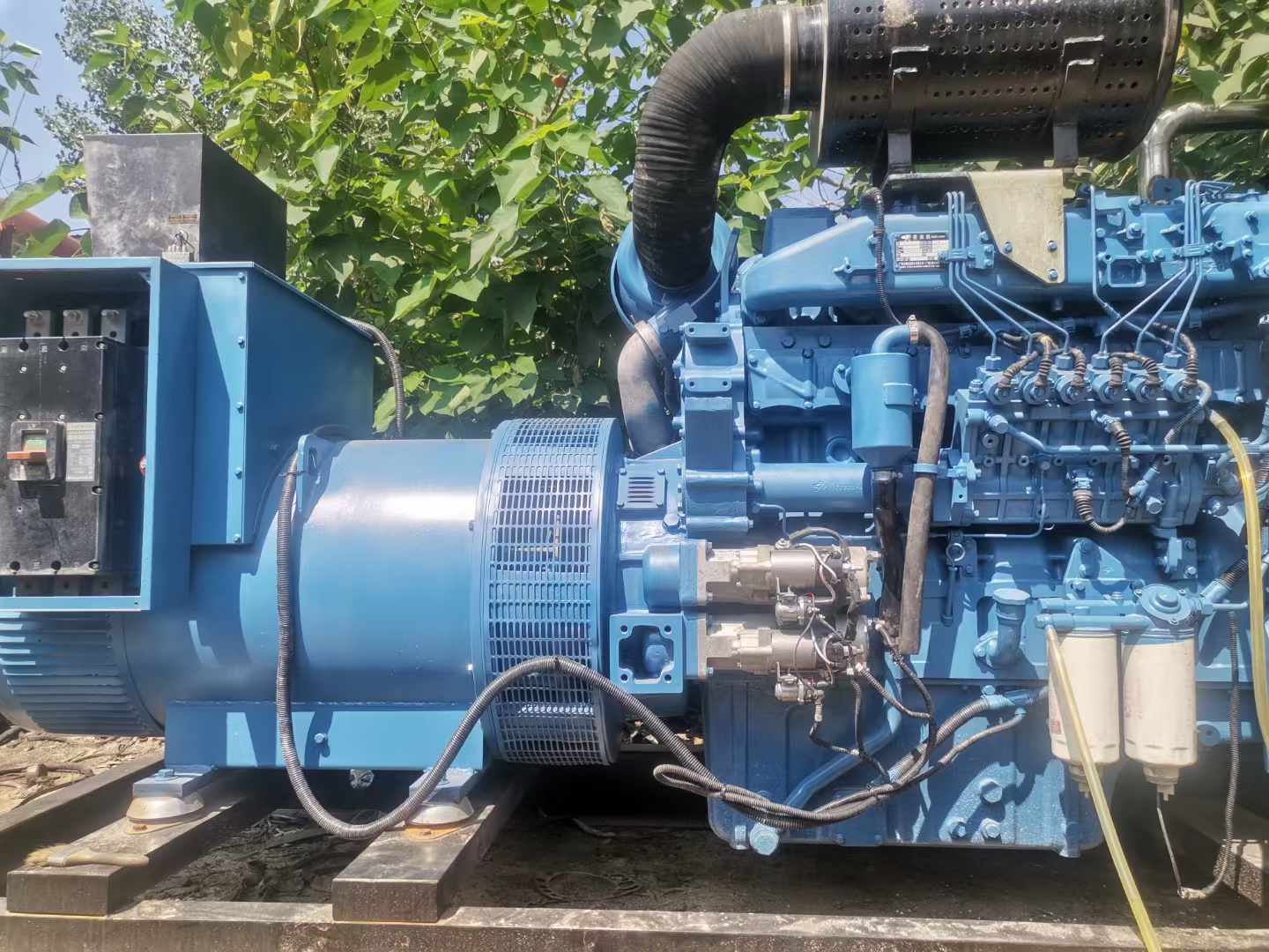 顺平详细说明降低 800kW 柴油发电机输出电流波动的方法