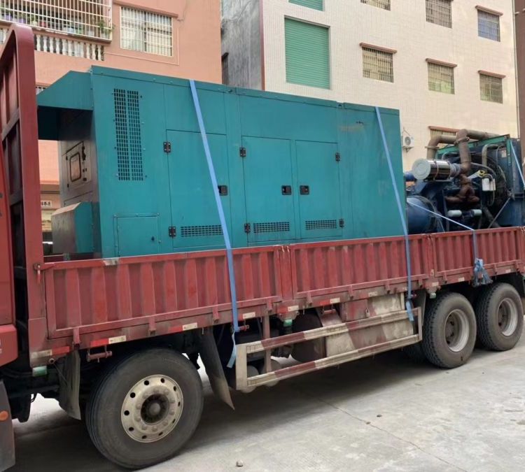 顺平如何在不同负载率下确保 400KW 柴油发电机组的正常运行？