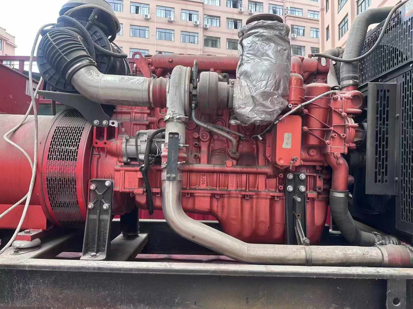 顺平如何选择适合 600kW 柴油发电机组的过载保护器？