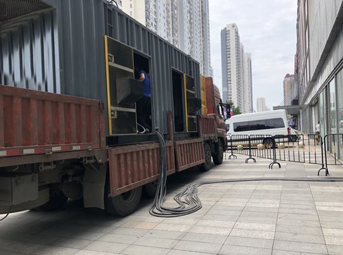 顺平低温环境下，柴油发电机组电池充满电的具体时间受哪些因素影响？